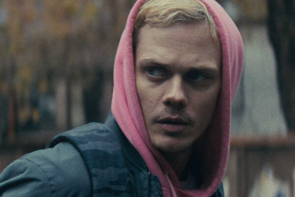 “Encerrado”: una llamada que se convierte en pesadilla (estreno este jueves 12 de junio