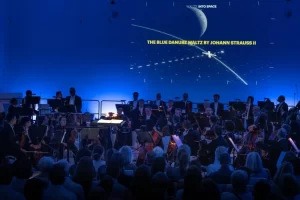 Viena llama: el «Danubio azul» de Strauss se  baila en exteriores