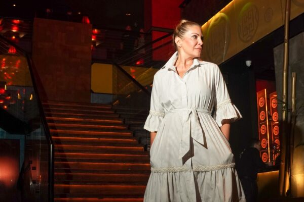 ANA ASCANIO COUTURE ABRE UN MUNDO DE POSIBILIDADES CON «INFINITO