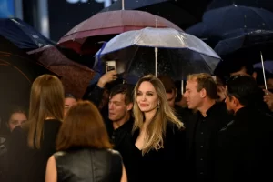 “No reconozco mi país”, dice Angelina Jolie
