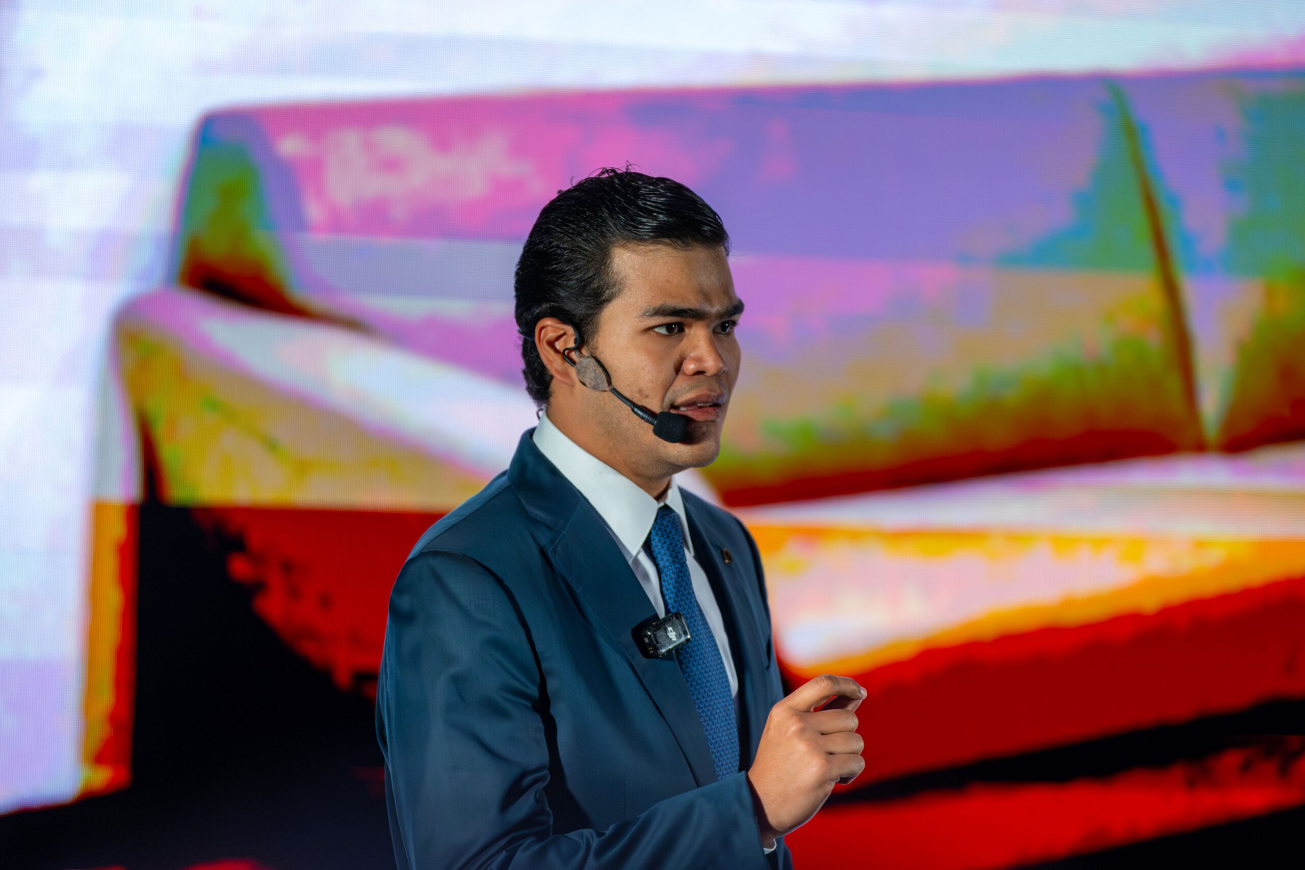 Bangente inaugura su nueva sede en el Cubo Negro y lanza su primer Kiosco de Autoservicio con el Bangente Business Fest