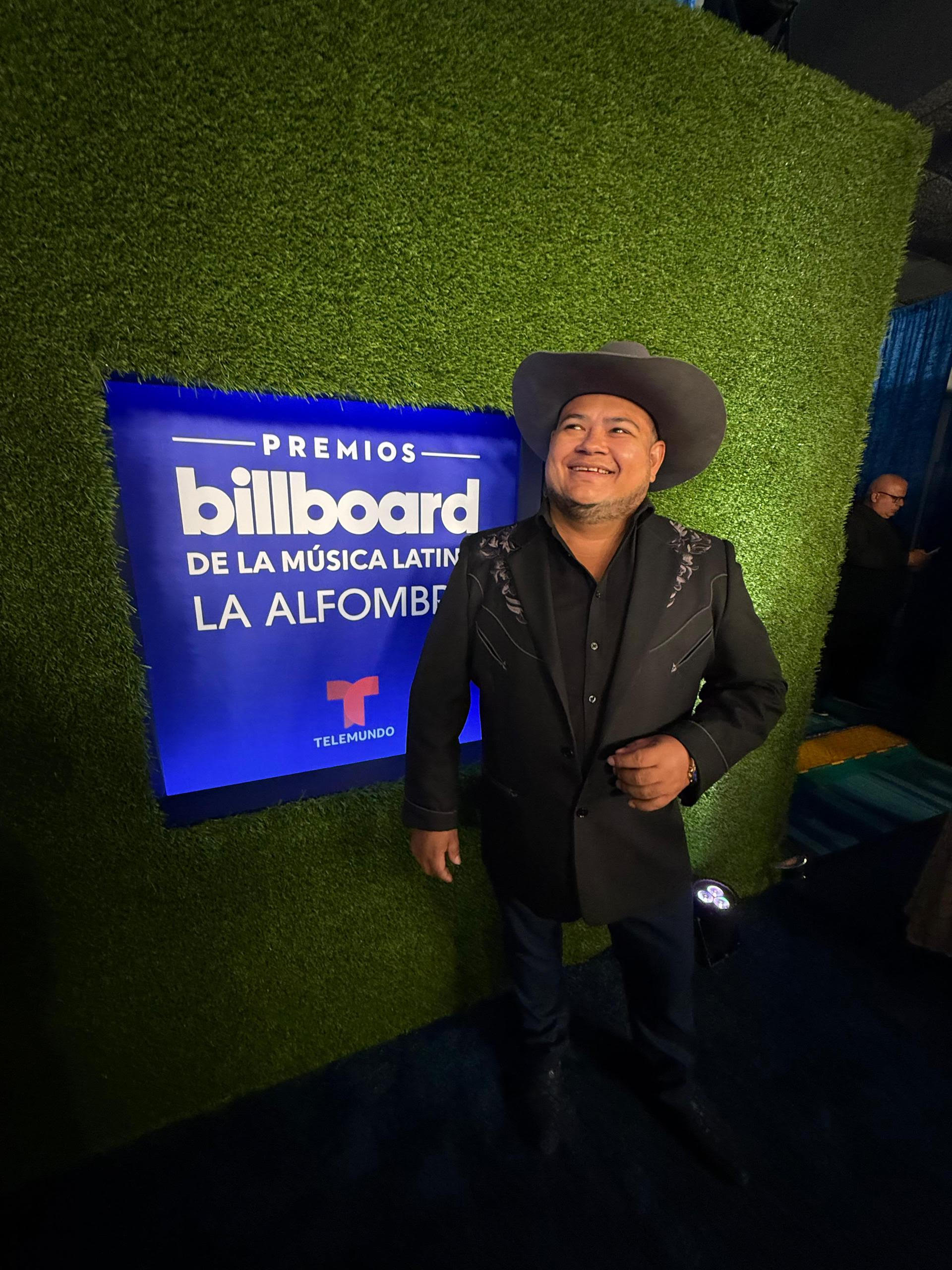 El Canario de Cazorla brilló en la alfombra de los Billboard