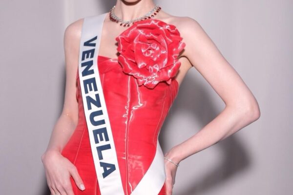 La nueva Miss Universe Venezuela será coronada por Venevision® el jueves 04/12