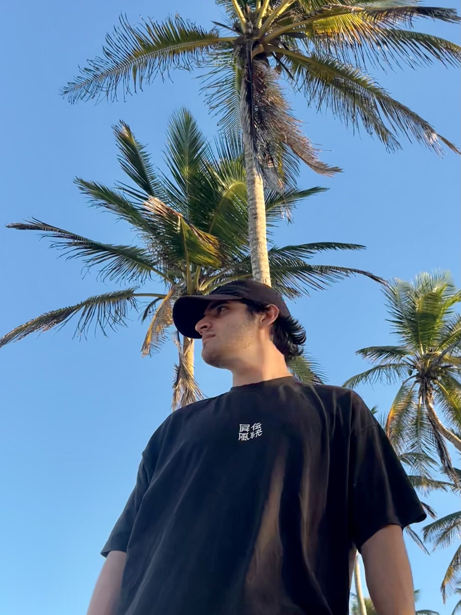 “Serendipia”, el bossa-bolero de Rafael Simón