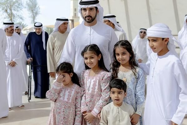 El jeque Hamdan asiste a la inauguración del primer espacio comunitario bajo la iniciativa «Hewi Dubai».