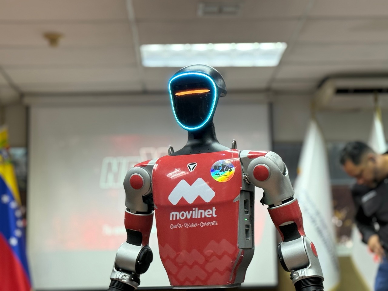 Nexos Movilnet inicia recorrido en universidades