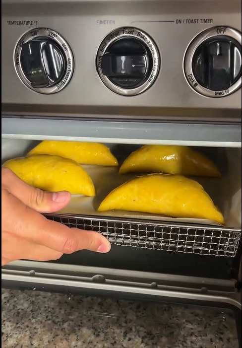 ¿Desayuno especial en el mes del amor y la amistad junto a La Montserratina? ¡Fuego!