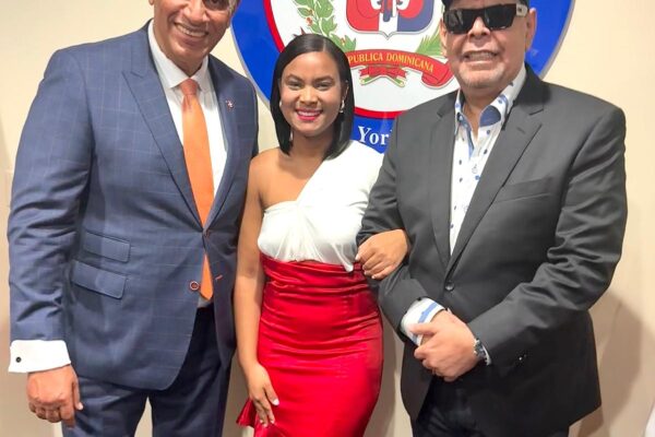 La comunicadora Yánelin Ciprián celebra el éxito de un septiembre lleno de grandes eventos