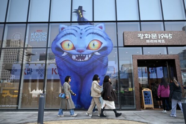 «Oriente se encuentra con Occidente»: KPop Demon Hunters trae a fans de todo el mundo a los escenarios de Seúl