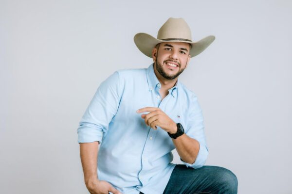 El folclore no tiene fronteras: César Mendoza honra el legado de Teo Galíndez