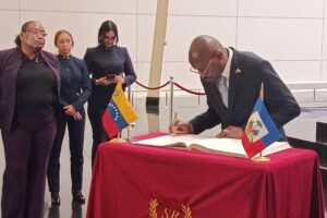 «Embajada de Haití conmemora en el Panteón Nacional el 256° Aniversario del Natalicio de Alexandre Pétion»