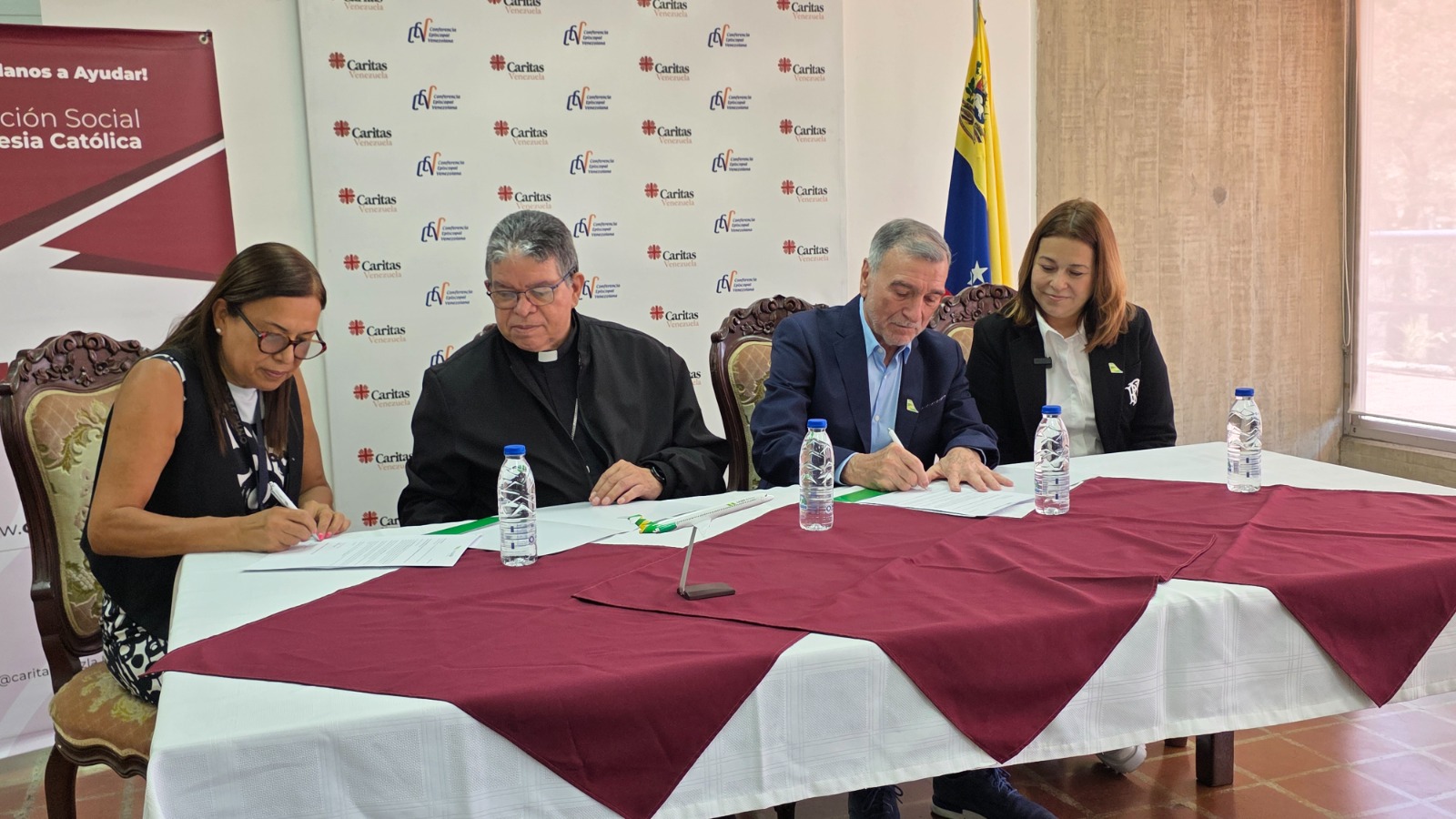Logística con propósito: Alianza estratégica entre LASER Airlines y Cáritas optimiza el traslado de insumos médicos