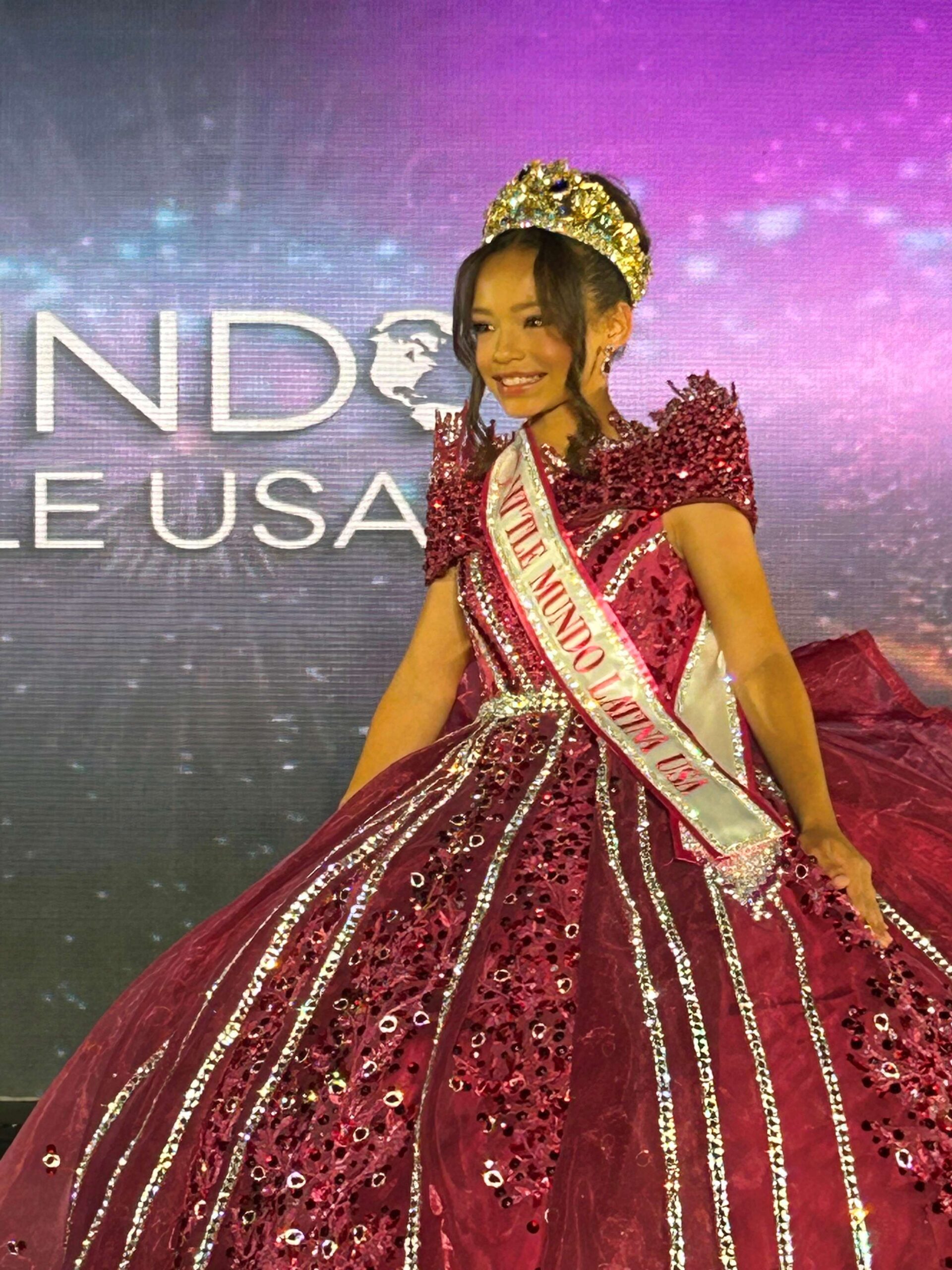 Con sello venezolano: Samantha Hernández gana el Miss Mundo Latina Little USA representando a Tennessee