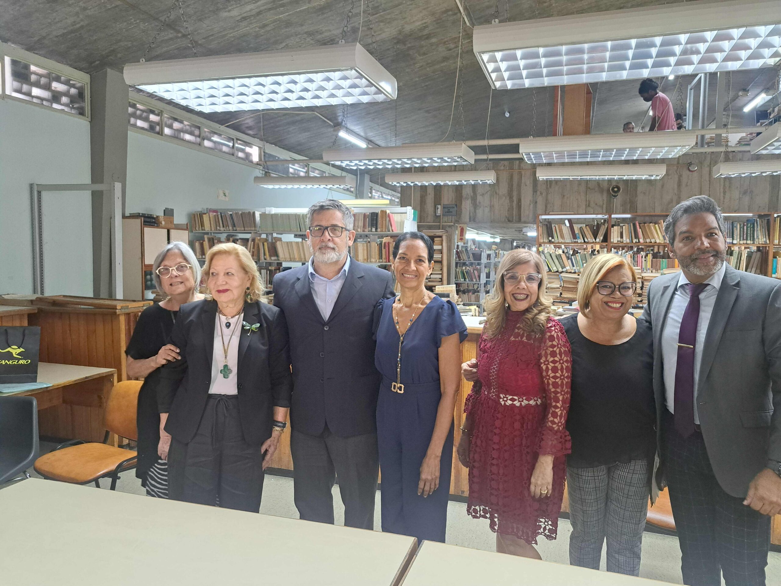 El libro de texto impreso: la herramienta cognitiva insustituible frente a la era digital