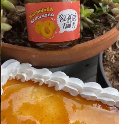 Torta de Durazno: Un tributo a la tradición con el toque de Secretos de la Abuela