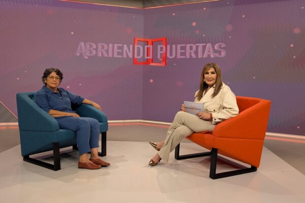 JUAN CARLOS APITZ Y MARGARITA LÓPEZ MAYA ANALIZAN LA SITUACIÓN POLÍTICA DEL PAÍS  EN ABRIENDO PUERTAS POR VENEVISIÓN