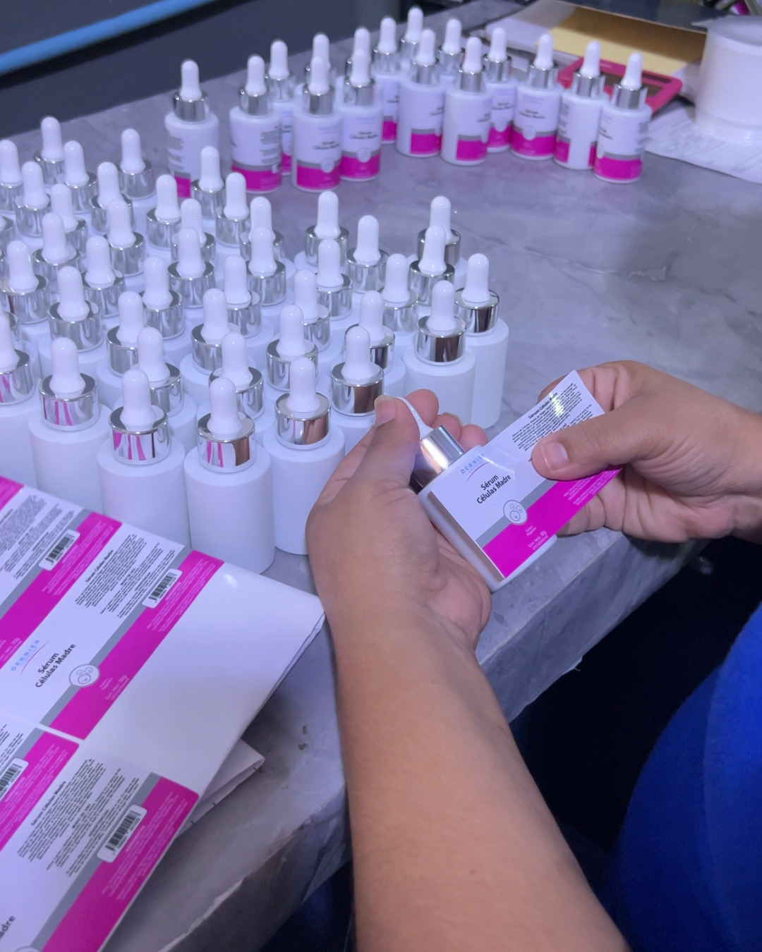 Dernier Cosmetics obtiene el Sello Coninverde y lidera el camino hacia una dermocosmética sostenible en Venezuela alineado con su pilar de belleza con propósito