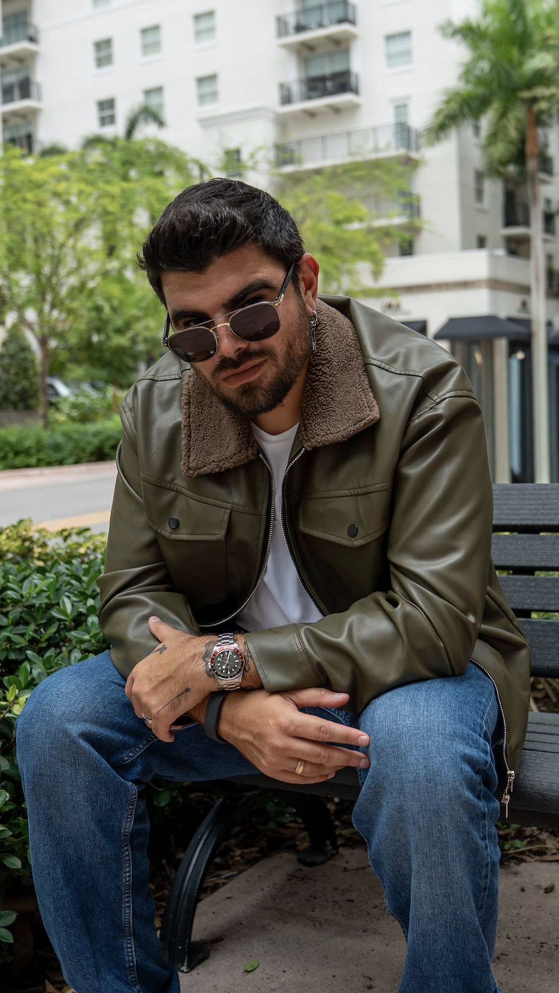 Jonathan Moly  retrata la realidad de la vida en pareja con  «Después de las 10»