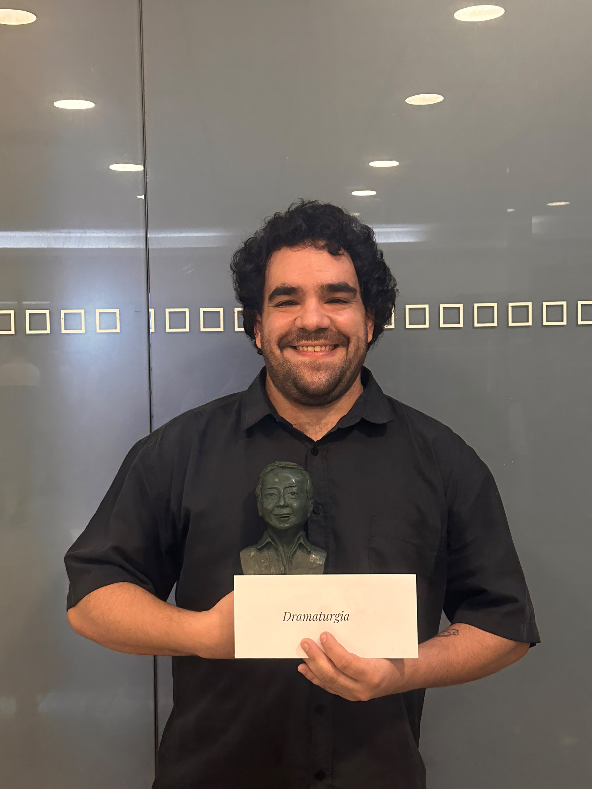 Tomás Arturo Marín se alza con el legendario premio Isaac Chocrón a la dramaturgia