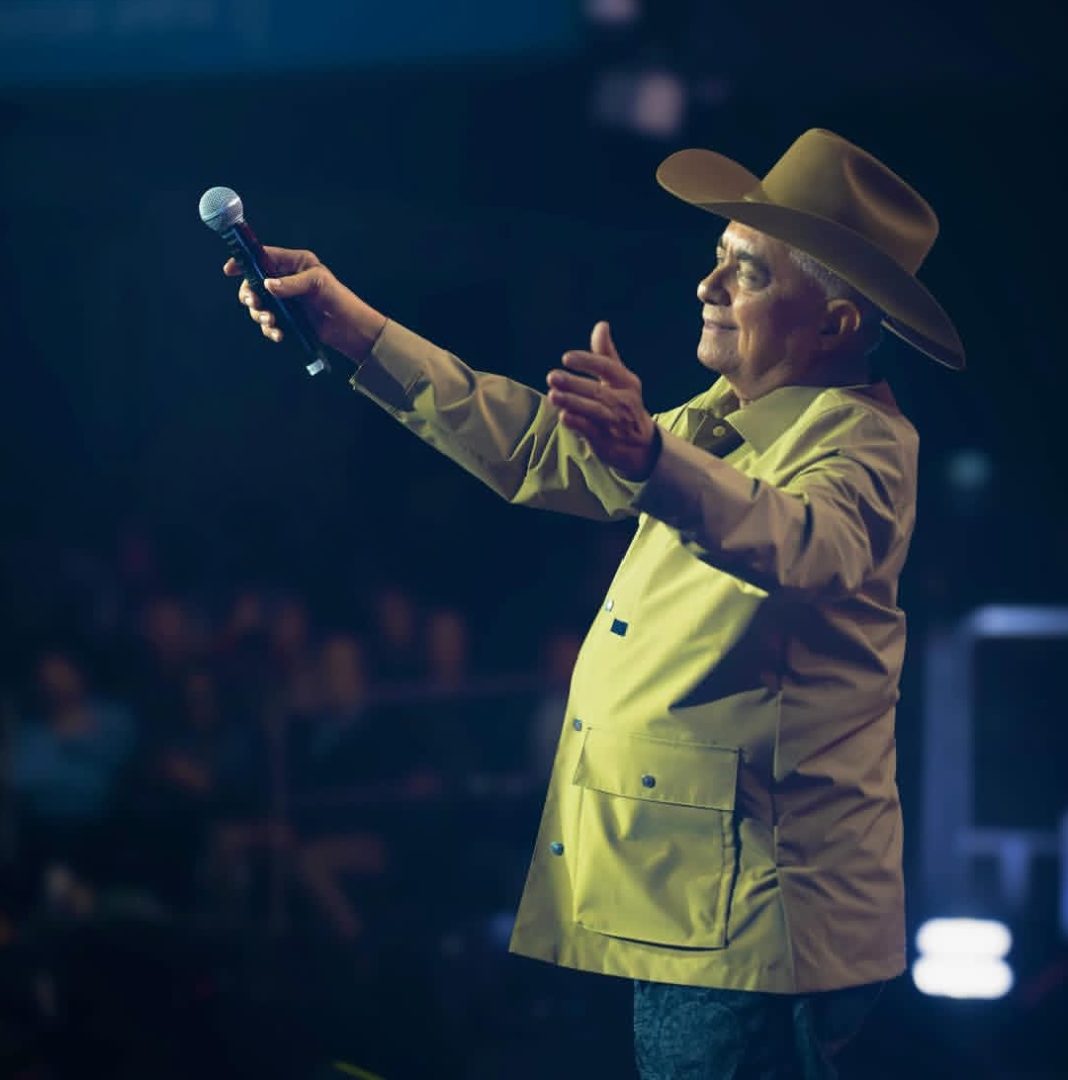 Reynaldo Armas emprende gira por Estados Unidos en octubre