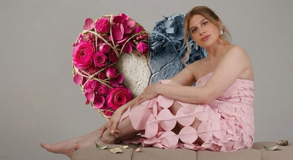 “Mitad rosa, el resto eres tú”  Una mirada humana y real a la salud femenina