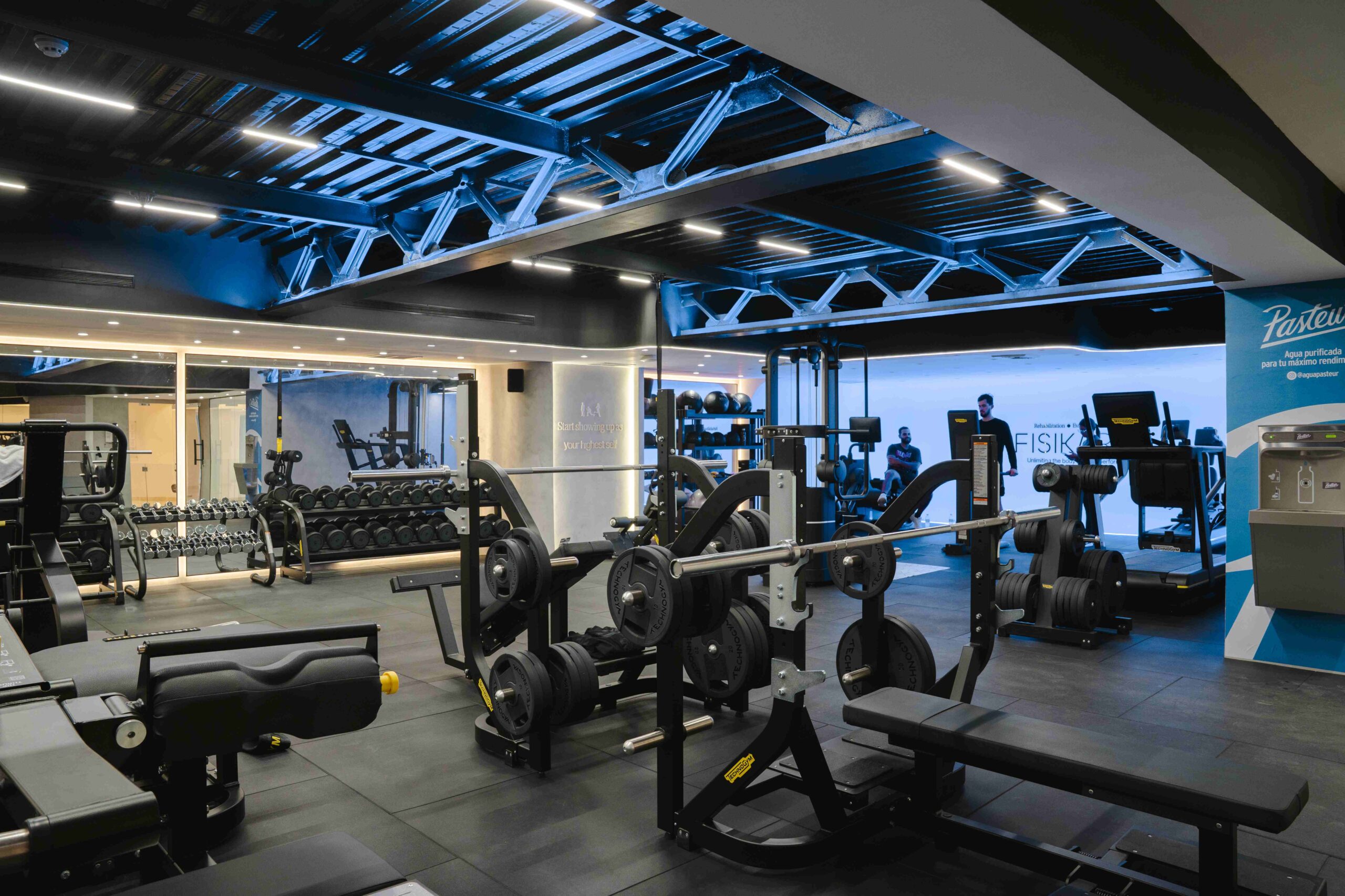 lega a Caracas Fisika: la combinación de tecnología deportiva, fisioterapia y spa