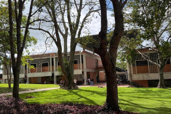 UNIMET apuesta por la eficiencia energética  y la educación ambiental frente al cambio climático