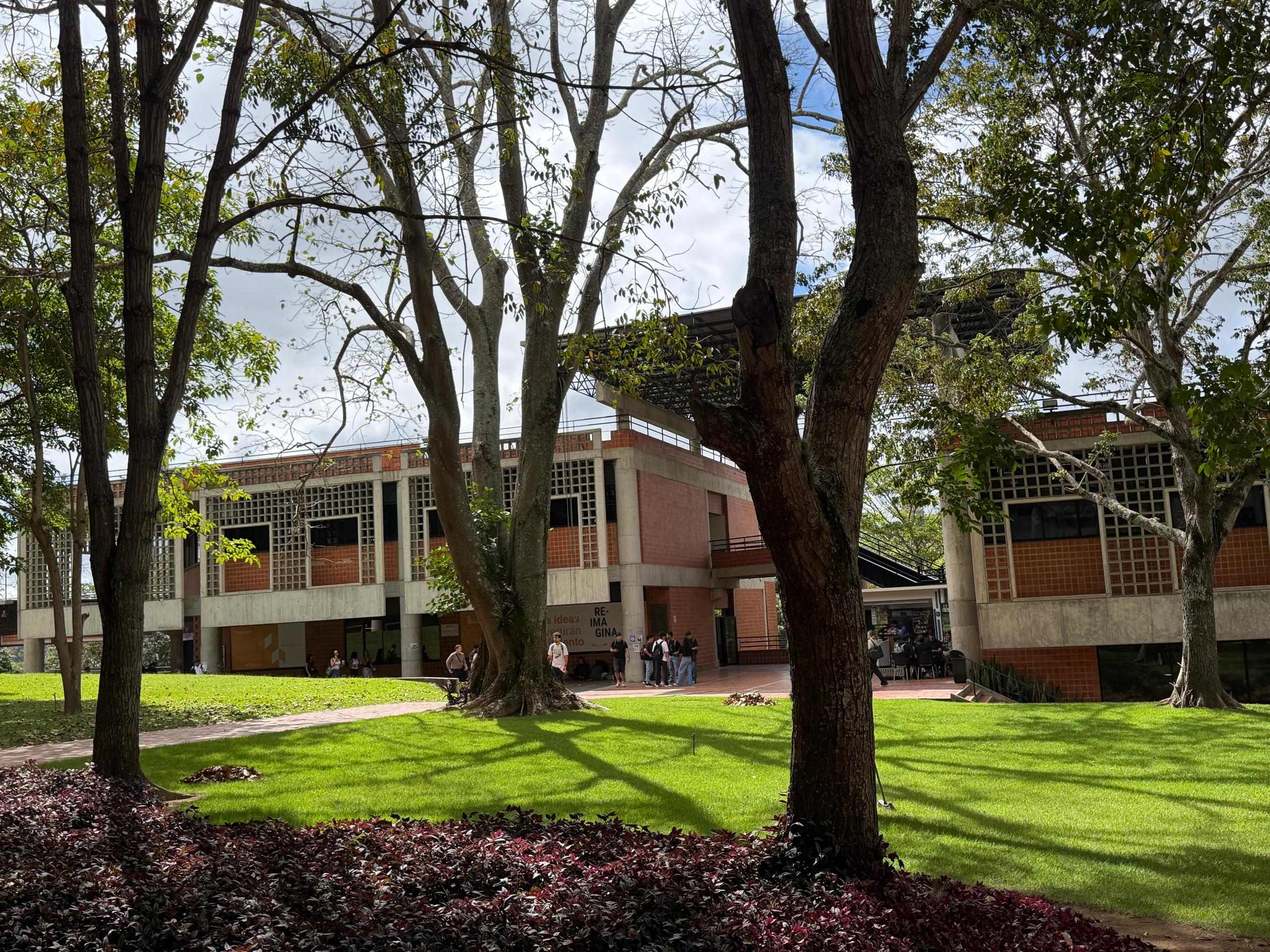 UNIMET apuesta por la eficiencia energética  y la educación ambiental frente al cambio climático