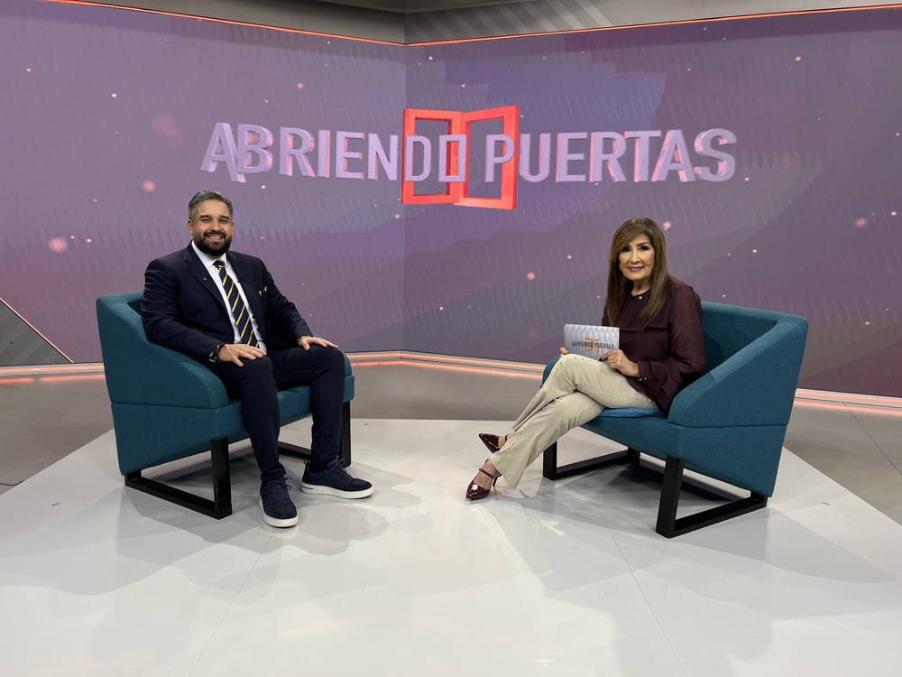 ABRIENDO PUERTAS RECIBIÓ A LOS DIPUTADOS MARCO AURELIO QUIÑONES Y NICOLÁS MADURO GUERRA