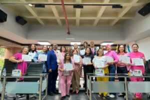 CONCEJO MUNICIPAL DE CHACAO CONMEMORA EL DÍA MUNDIAL DE LA LUCHA CONTRA EL CÁNCER DE MAMA CON SESIÓN ESPECIAL Y ENTREGA DE RECONOCIMIENTOS