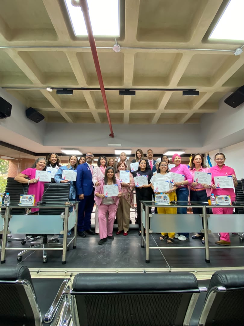 CONCEJO MUNICIPAL DE CHACAO CONMEMORA EL DÍA MUNDIAL DE LA LUCHA CONTRA EL CÁNCER DE MAMA CON SESIÓN ESPECIAL Y ENTREGA DE RECONOCIMIENTOS